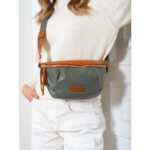 Nerka damska z nylonu i skóry ekologicznej w zielono-brązowym kolorze zawieszona na regulowanym pasku - Peterson-11