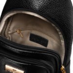 Czarna saszetka damska crossbody plecaczek na jedno ramię eko skóra Peterson-10