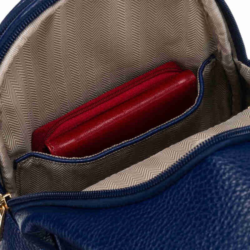 Mała miejska saszetka damska na ramię lub przez ramię crossbody granatowa ze złotymi okuciami eko skóra Peterson-7