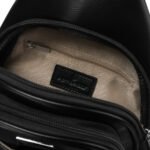 Czarna funkcjonalna saszetka damska z szerokim regulowanym paskiem nerka crossbody eko skóra Peterson-6