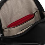 Czarna funkcjonalna saszetka damska z szerokim regulowanym paskiem nerka crossbody eko skóra Peterson-7