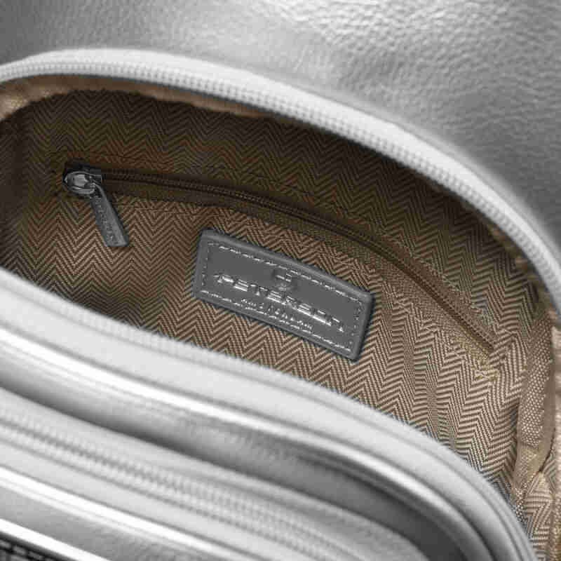 Modna srebrna saszetka damska z eko skóry nerka na ramię crossbody Peterson-6