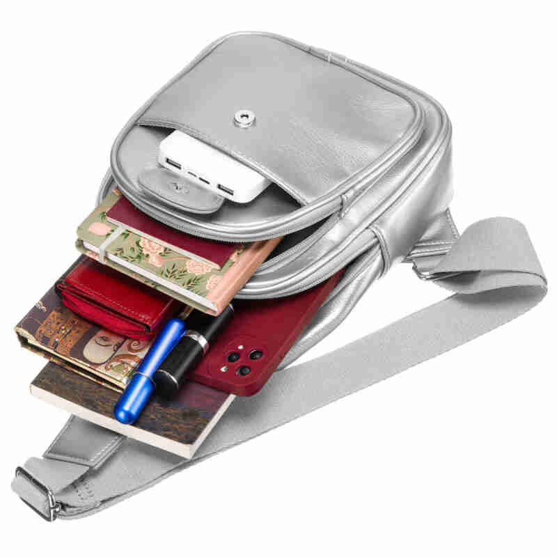 Modna srebrna saszetka damska z eko skóry nerka na ramię crossbody Peterson-9
