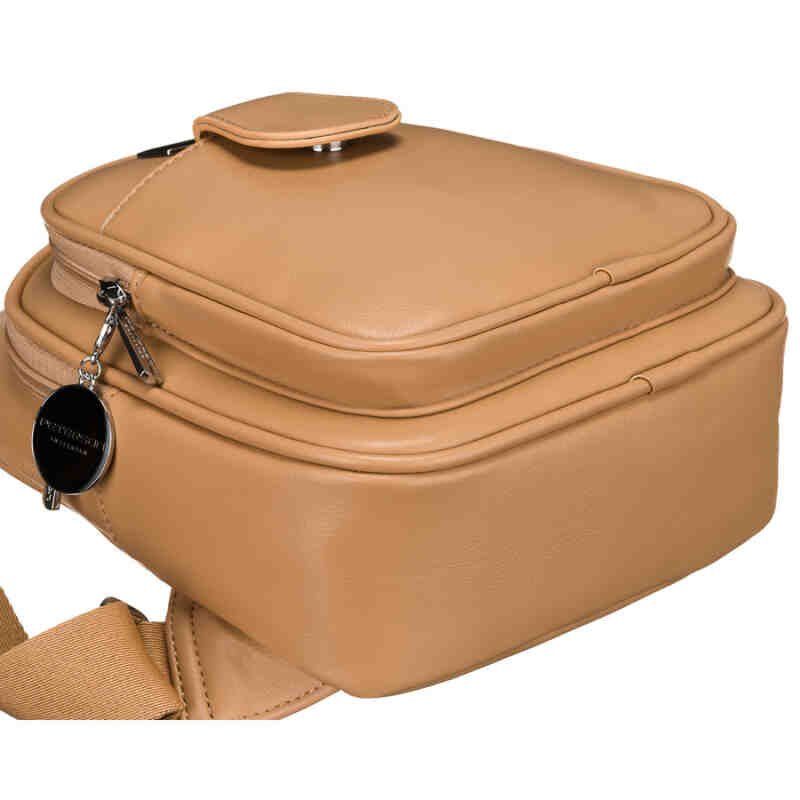 Sportowa beżowa saszetka damska na ramię nerka crossbody ze skóry ekologicznej Peterson-5