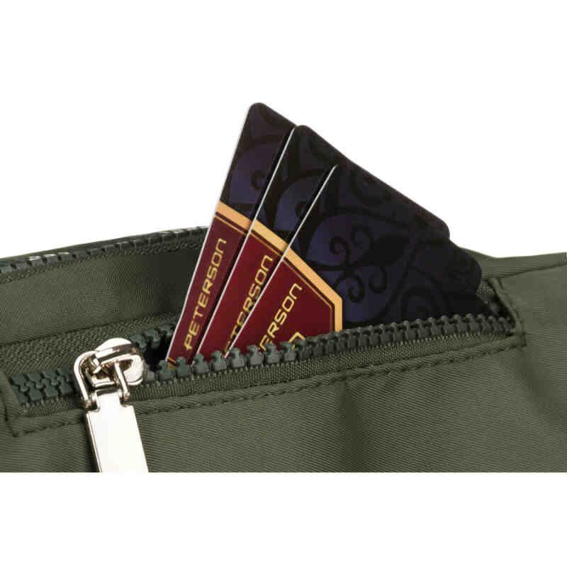 Zielona, sportowa saszetka z poliestru zawieszona na regulowanym pasku - Peterson-4