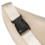 Saszetka miejska wykonana z poliestru w modnym, kremowym kolorze - Peterson-9