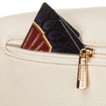 Beżowa saszetka damska ze skóry ekologicznej zamykana suwakiem - Peterson-8