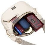 Saszetka damska ze skóry ekologicznej w jasnobeżowym kolorze, zamykana suwakiem - Peterson-10