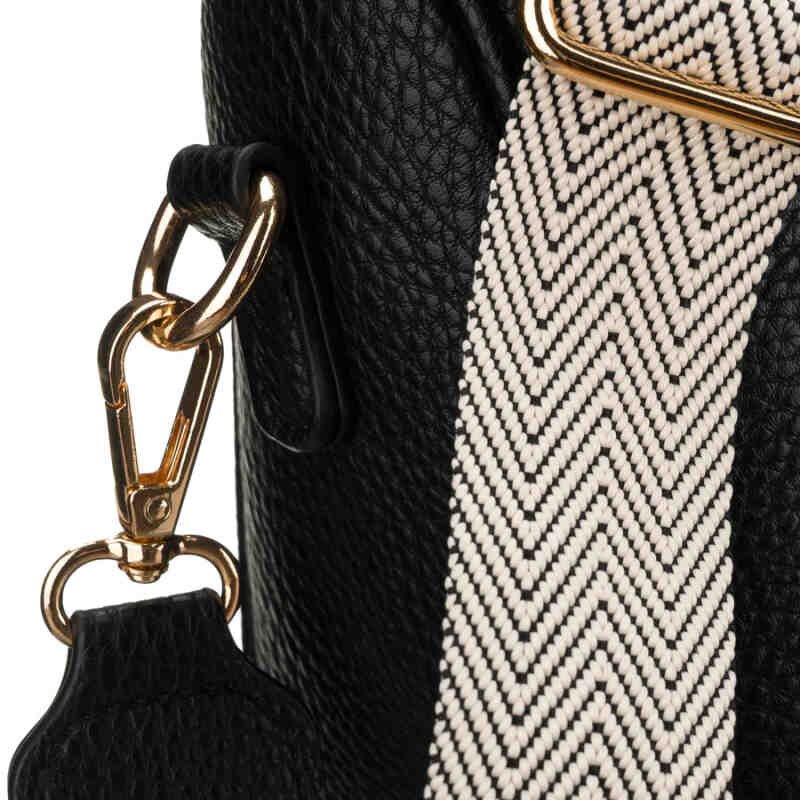 Czarna saszetka damska ze skóry ekologicznej z kieszenią na rewersie - Peterson-5