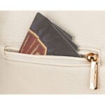 Jasnobeżowa nerka damska ze skóry ekologicznej ozdobiona ćwiekami - Peterson-8