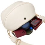 Modna, jasnobeżowa nerka damska ze skóry ekologicznej - Peterson-10