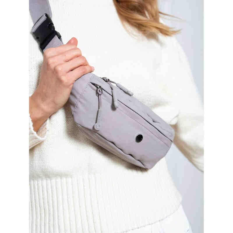 Praktyczna nerka damska na biodra wykonana z poliestru w kolorze lila - Peterson-3